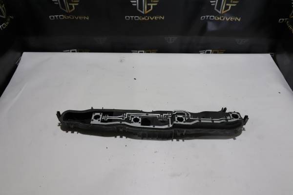 FORD TRANSİT 330 L-M-S ÇIKMA PARÇA TRANSİT V363 ARKA STOP LAMBASI